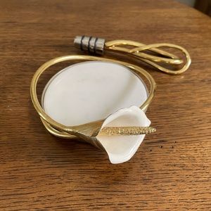 Michael Aram Calla Lilly coaster & stopper set